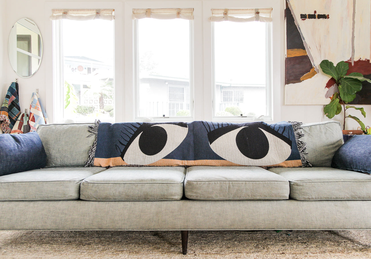 Old Blue Eyes Woven Throw Blanket