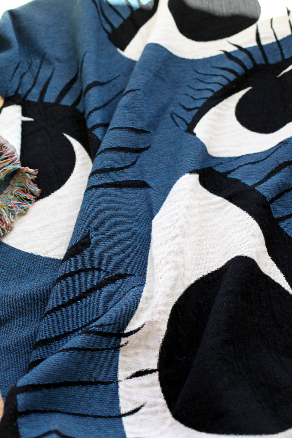 Old Blue Eyes Woven Throw Blanket