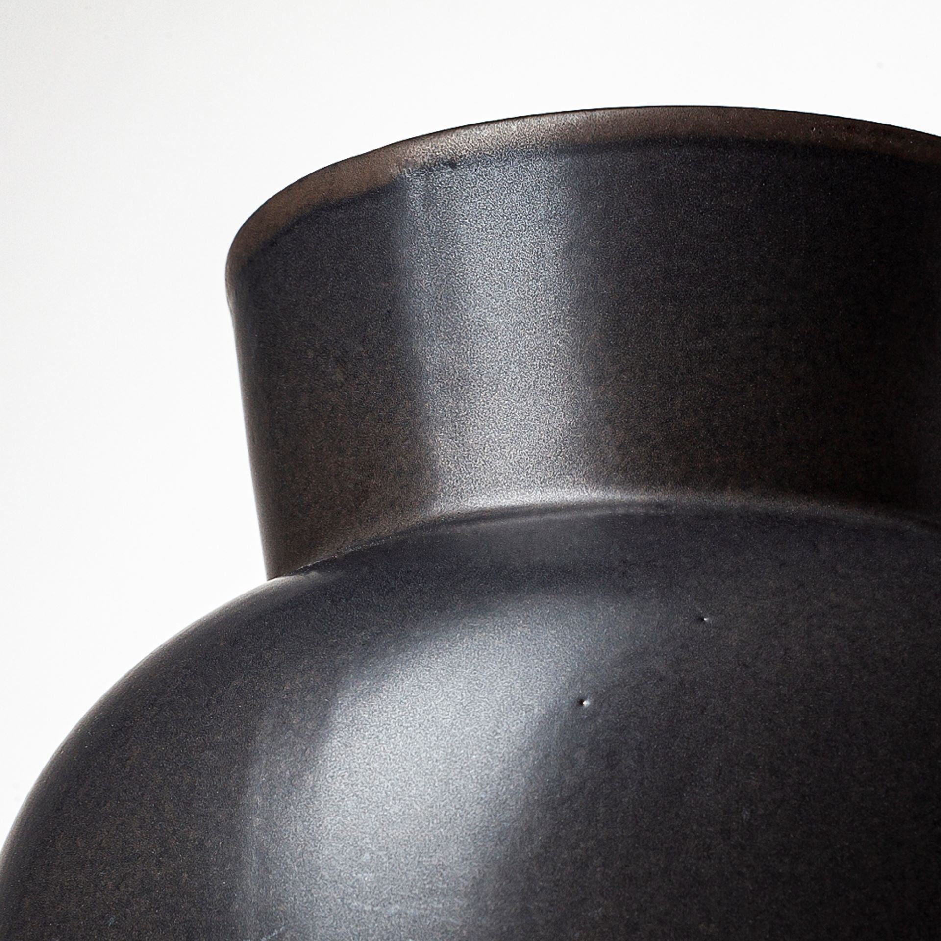Laforge Black Vase Mercana Mer 68631 12