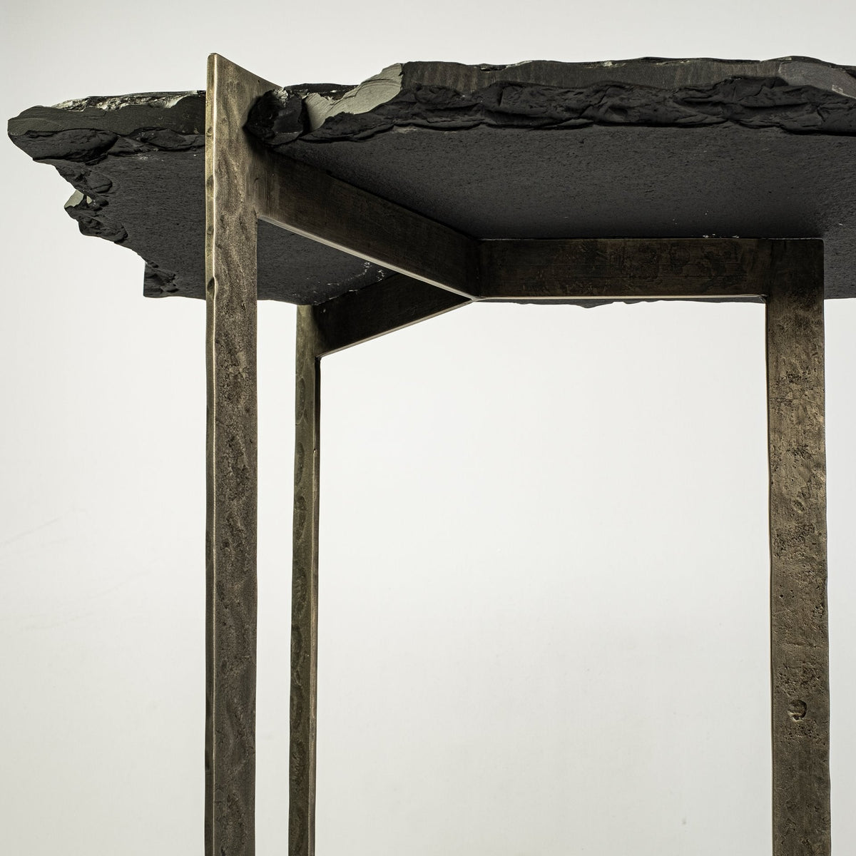 Shale Iii Console Table Mercana Mer 69050 Ab 9