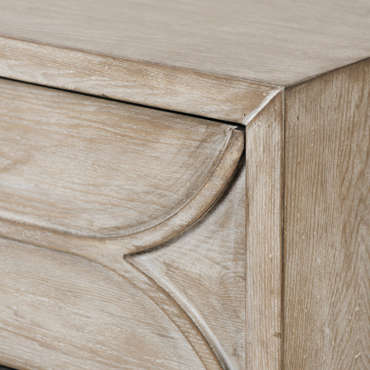 Giselle I Accent Cabinet Mercana Mer 69373 12