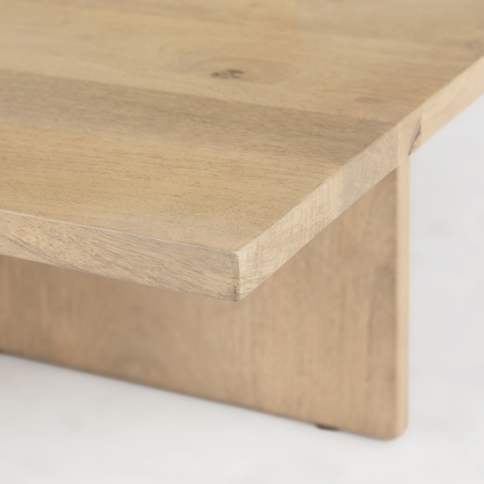 Aida Rectangle Coffee Table Mercana Mer 69186 5