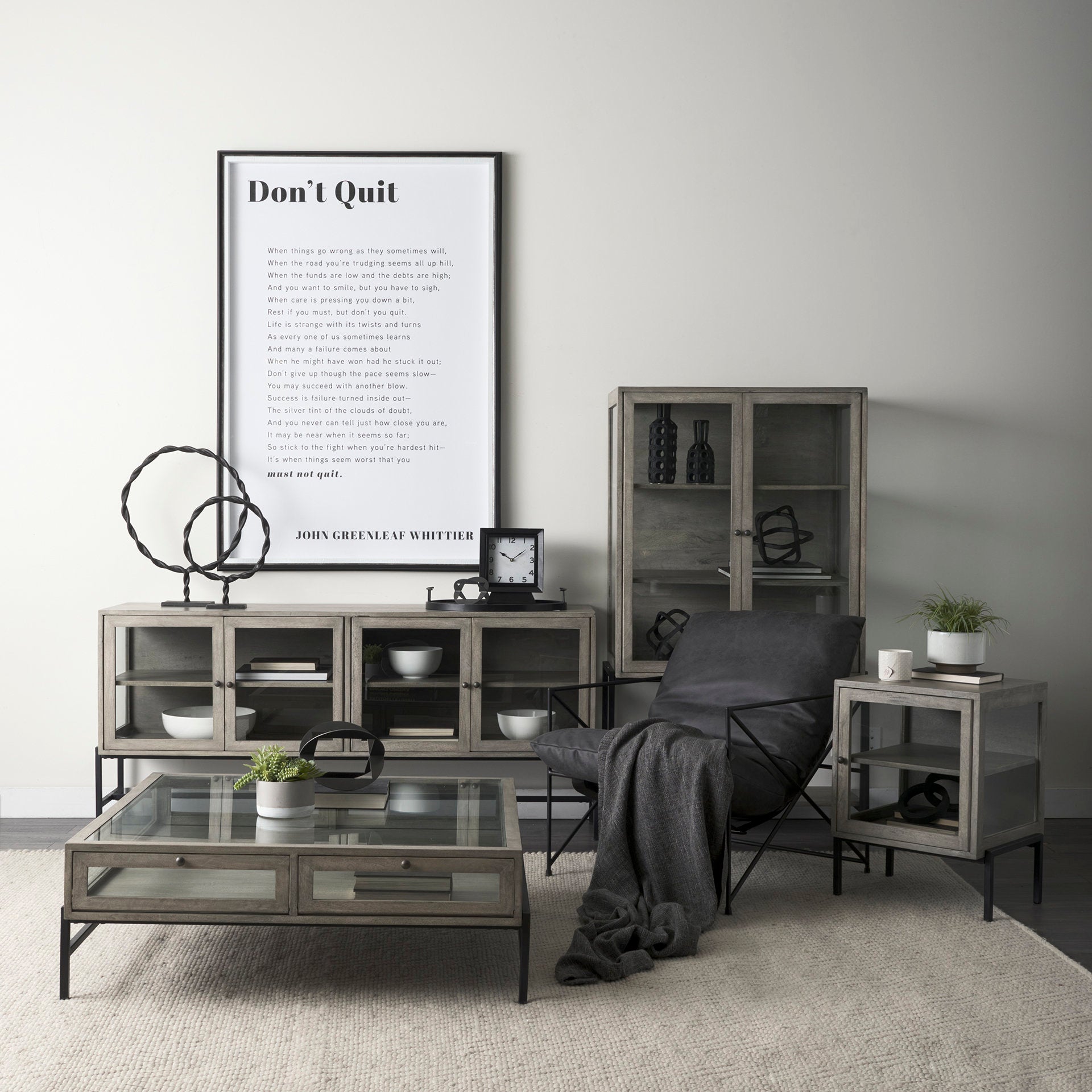 Arelius End Side Table Mercana Mer 69207 57
