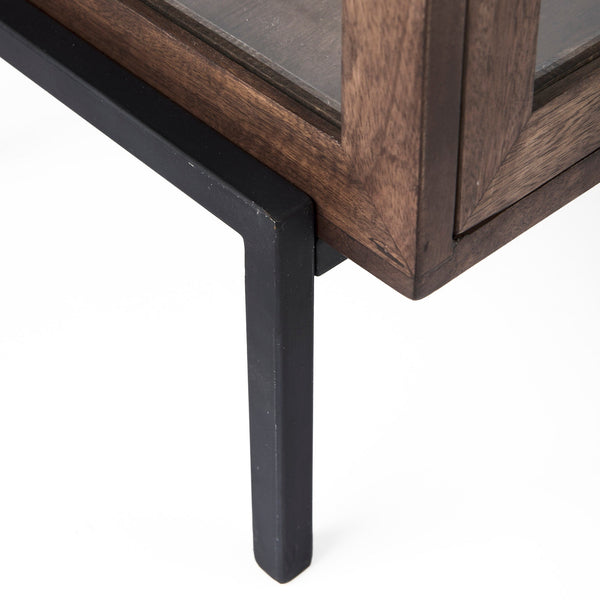 Arelius End Side Table Mercana Mer 69207 46