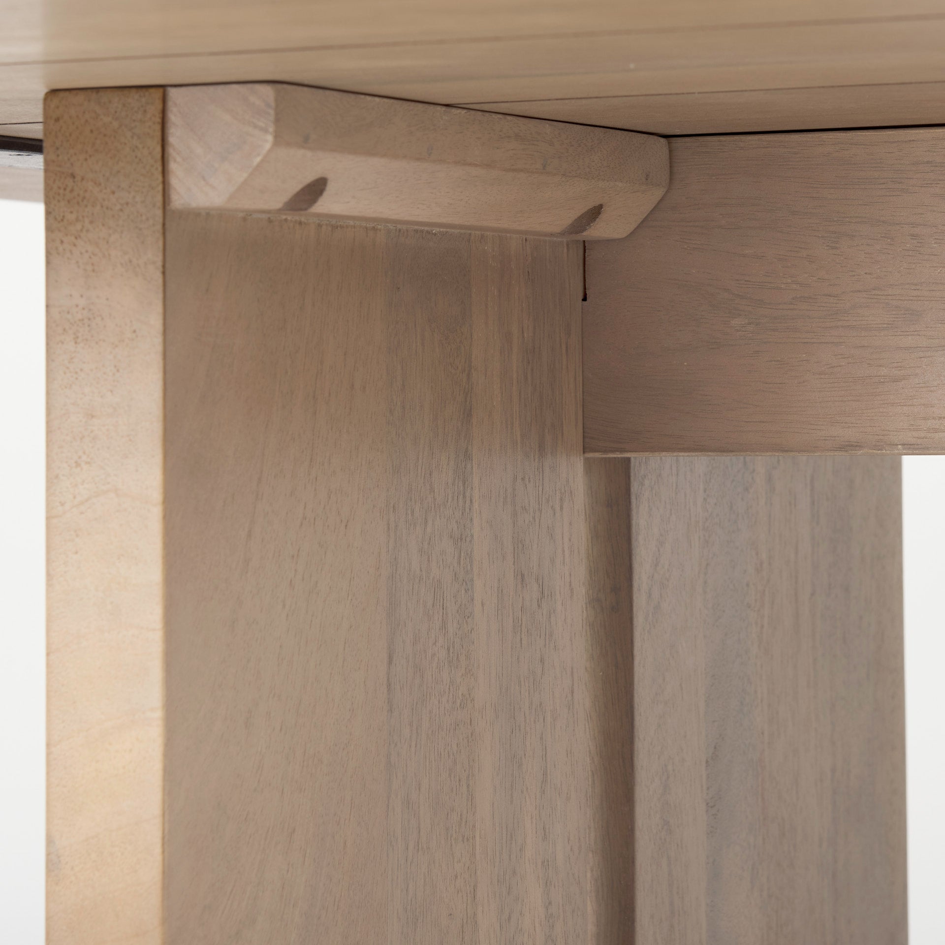 Aida Dining Table Mercana Mer 69200 15