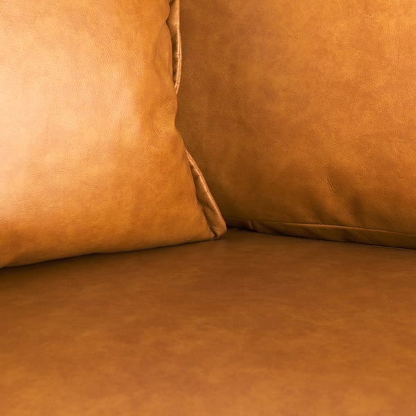 Darcy Love Seat Mercana Mer 69643 9