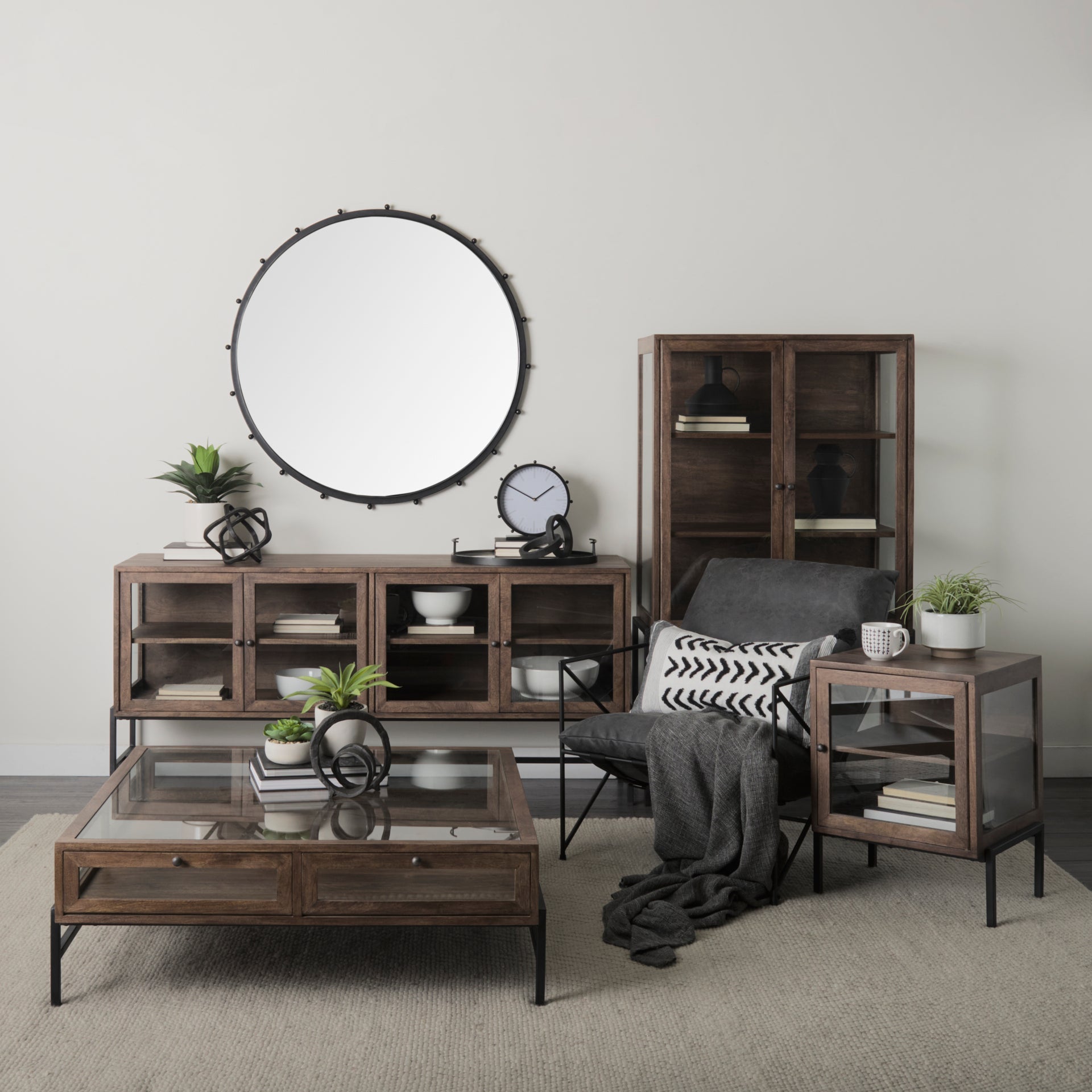 Arelius End Side Table Mercana Mer 69207 59