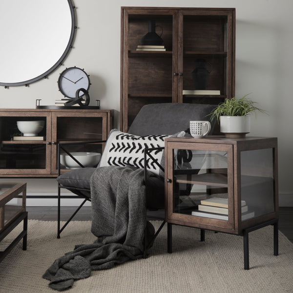 Arelius End Side Table Mercana Mer 69207 56