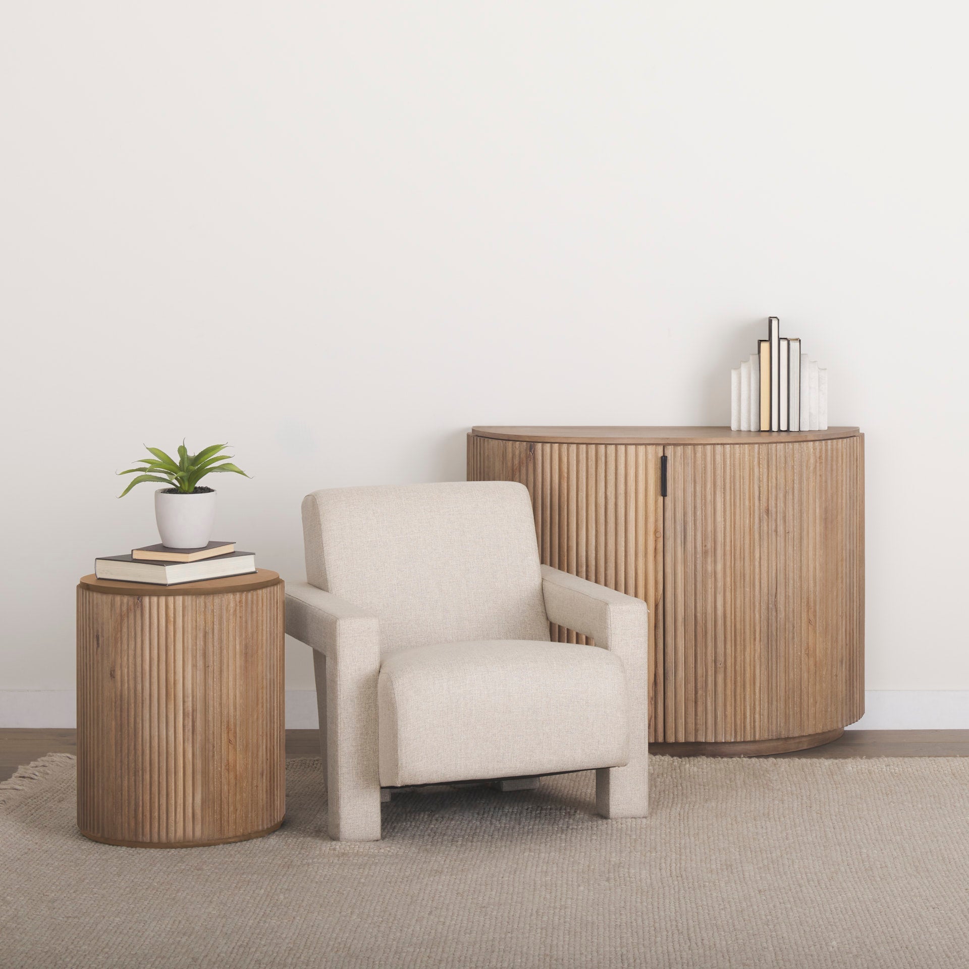 Sovereign Accent Chair Mercana Mer 69825 13