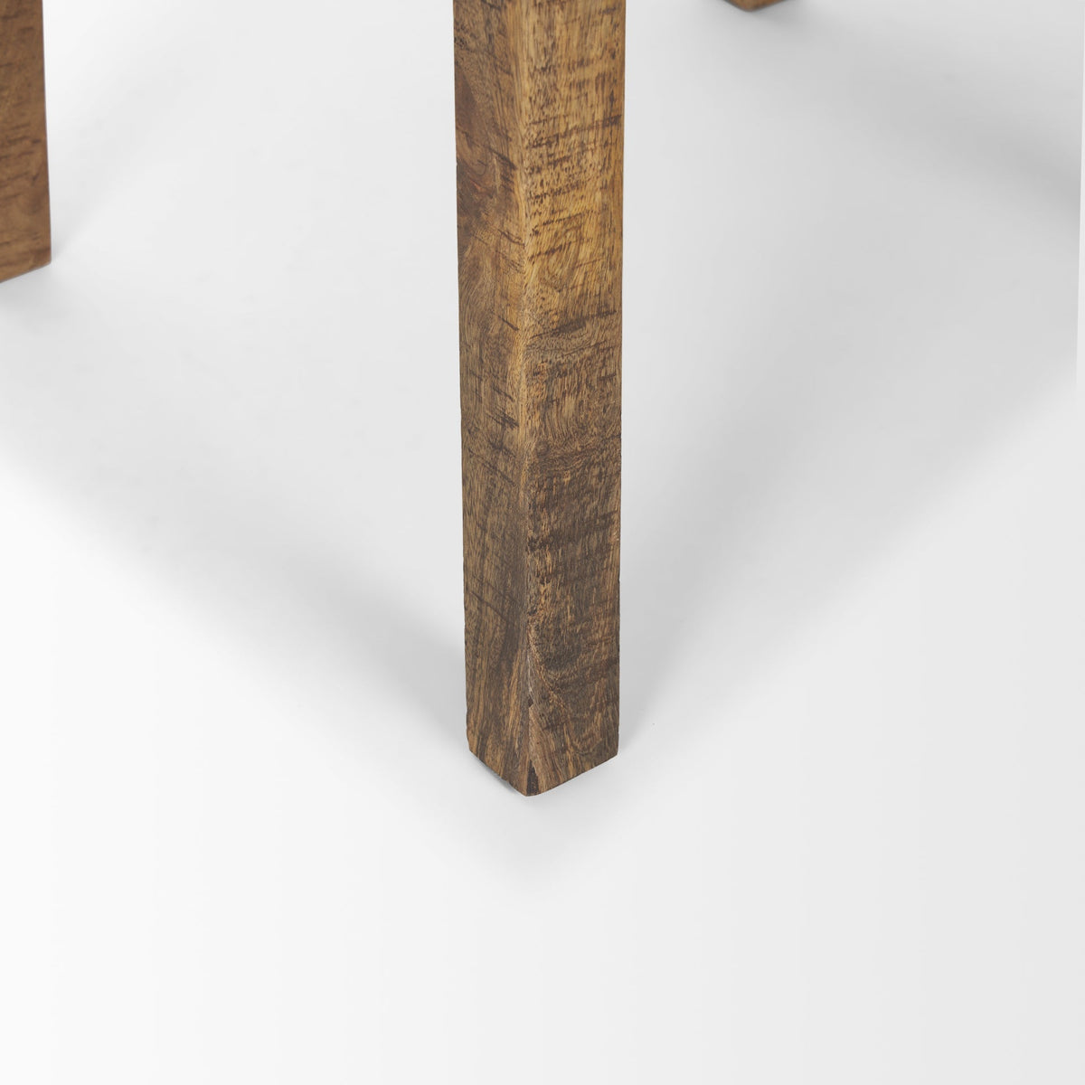 Rosie End Table Mercana Mer 70495 15