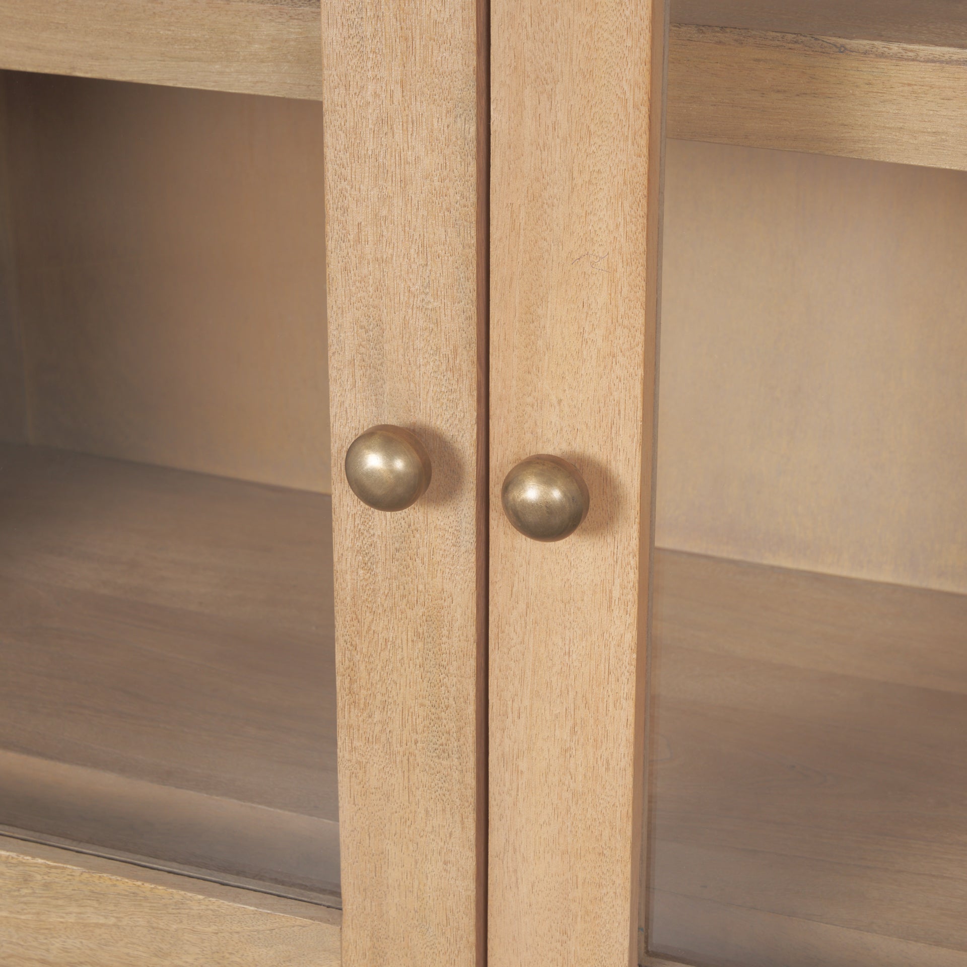 Suri Curio Cabinet Mercana Mer 70825 8