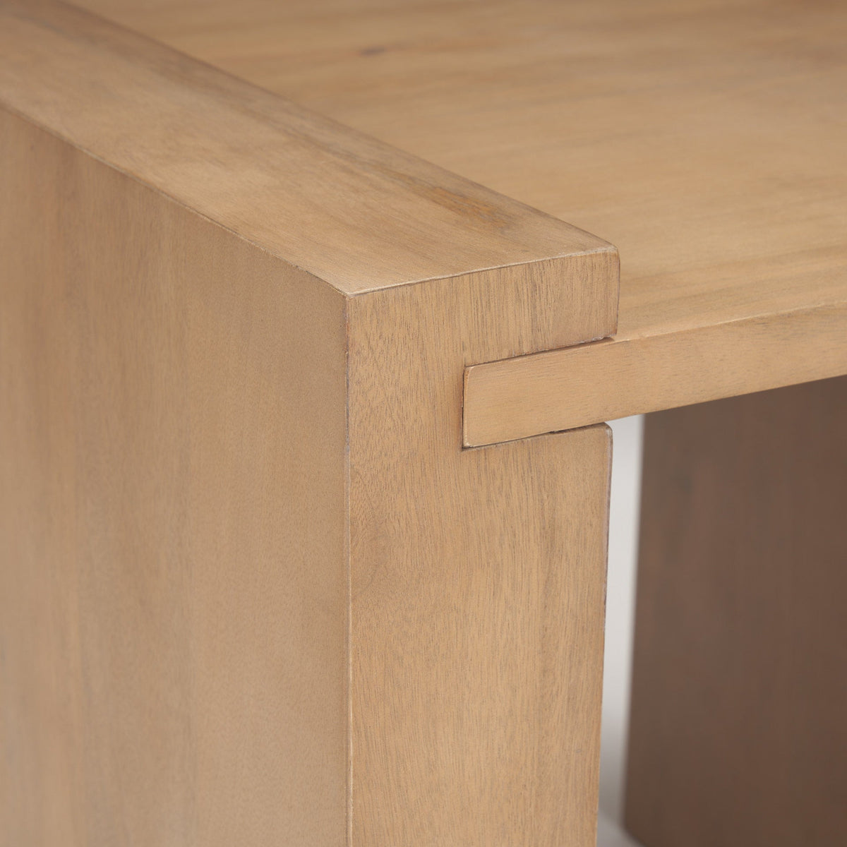 Wesson Accent Table Mercana Mer 71038 11