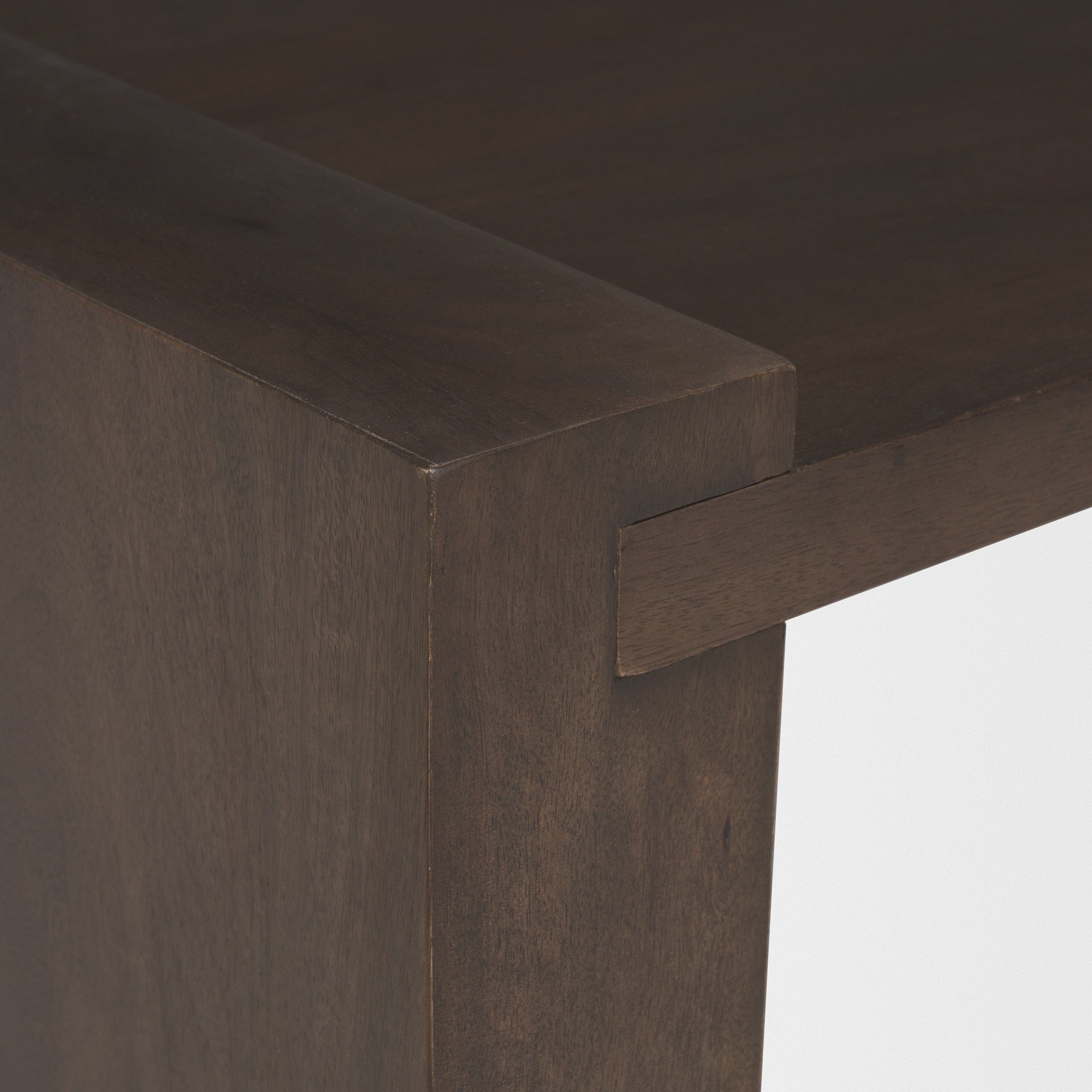 Wesson Coffee Table Mercana Mer 71039 11