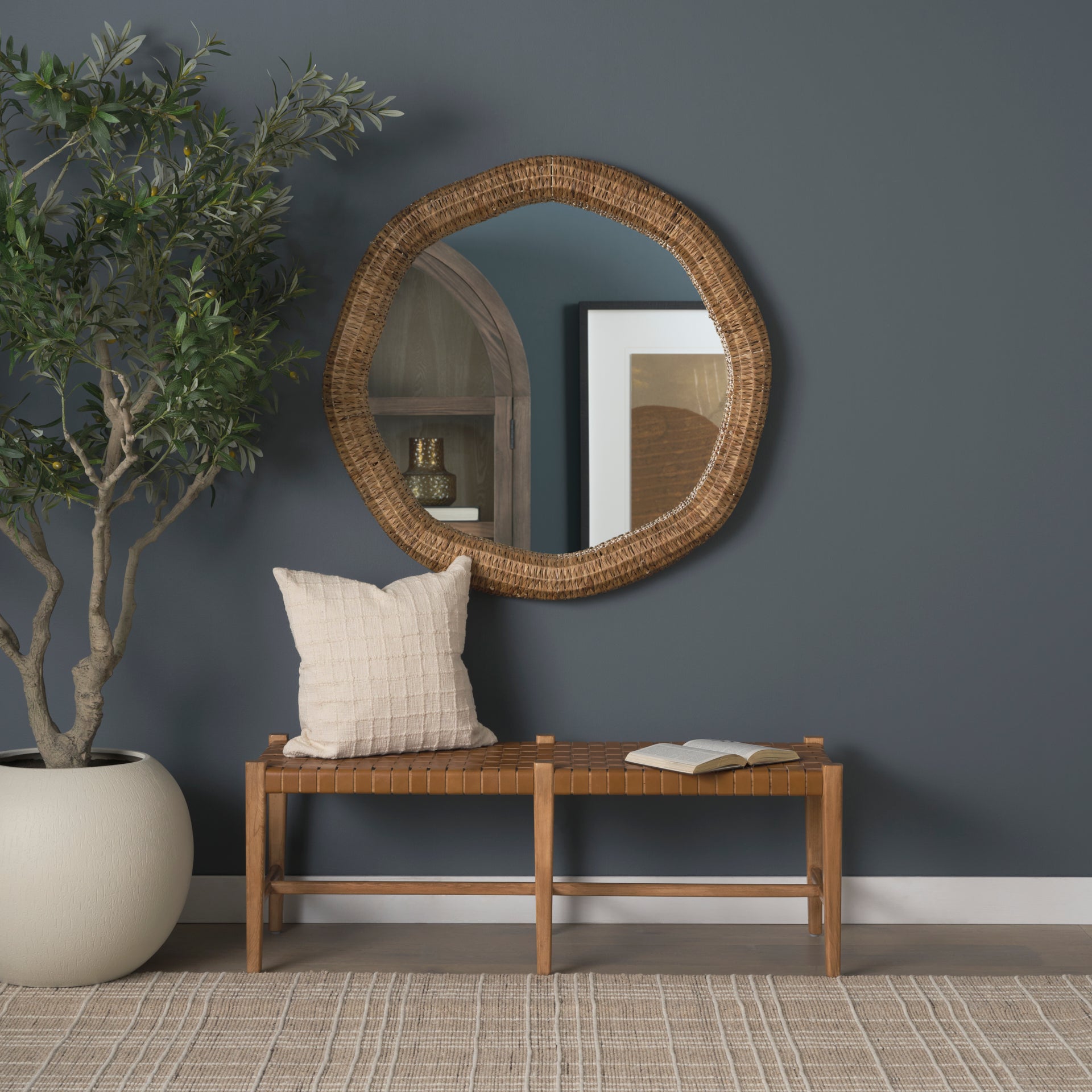 Shane Bench Mercana Mer 70801 22