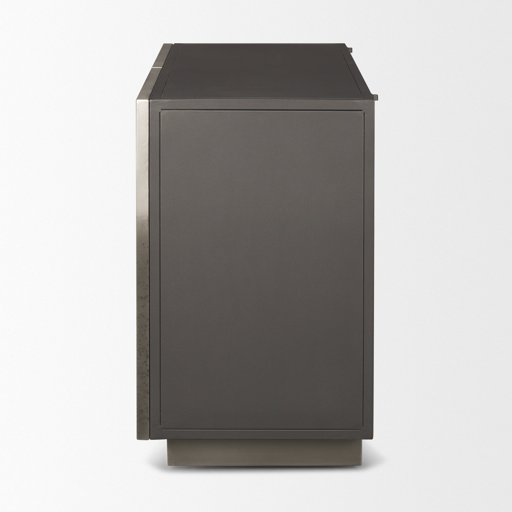 Roxdale Accent Cabinet Mercana Mer 71073 3