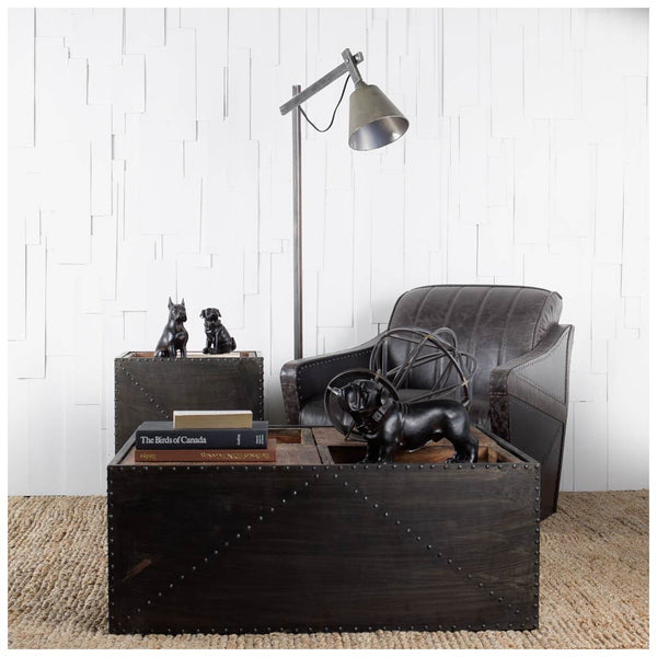 Hugo Sitting Bulldog Object Mercana Mer 57798 10