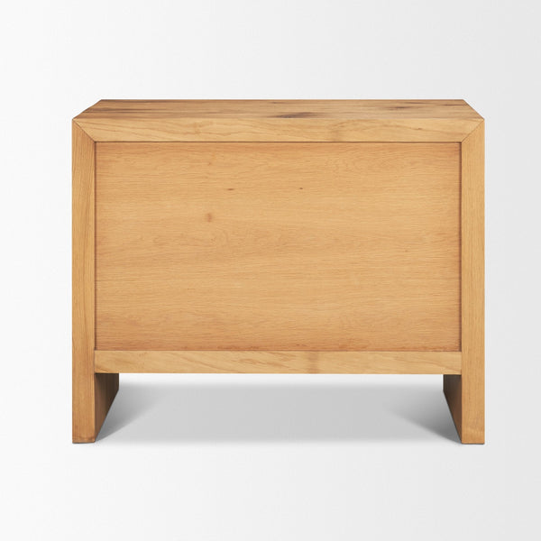 Belford Closed Nightstand Mercana Mer 71236 10