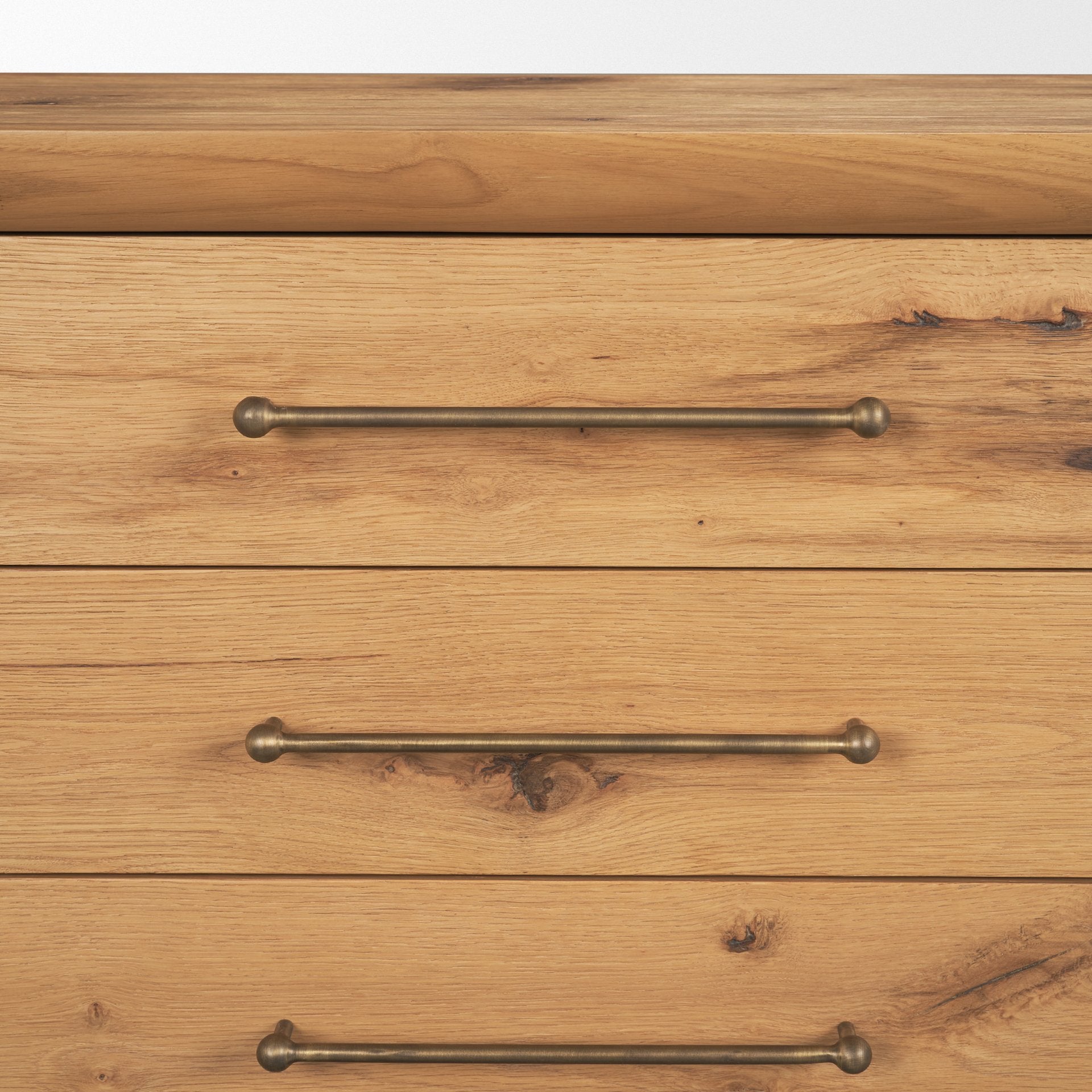 Belford Closed Nightstand Mercana Mer 71236 20
