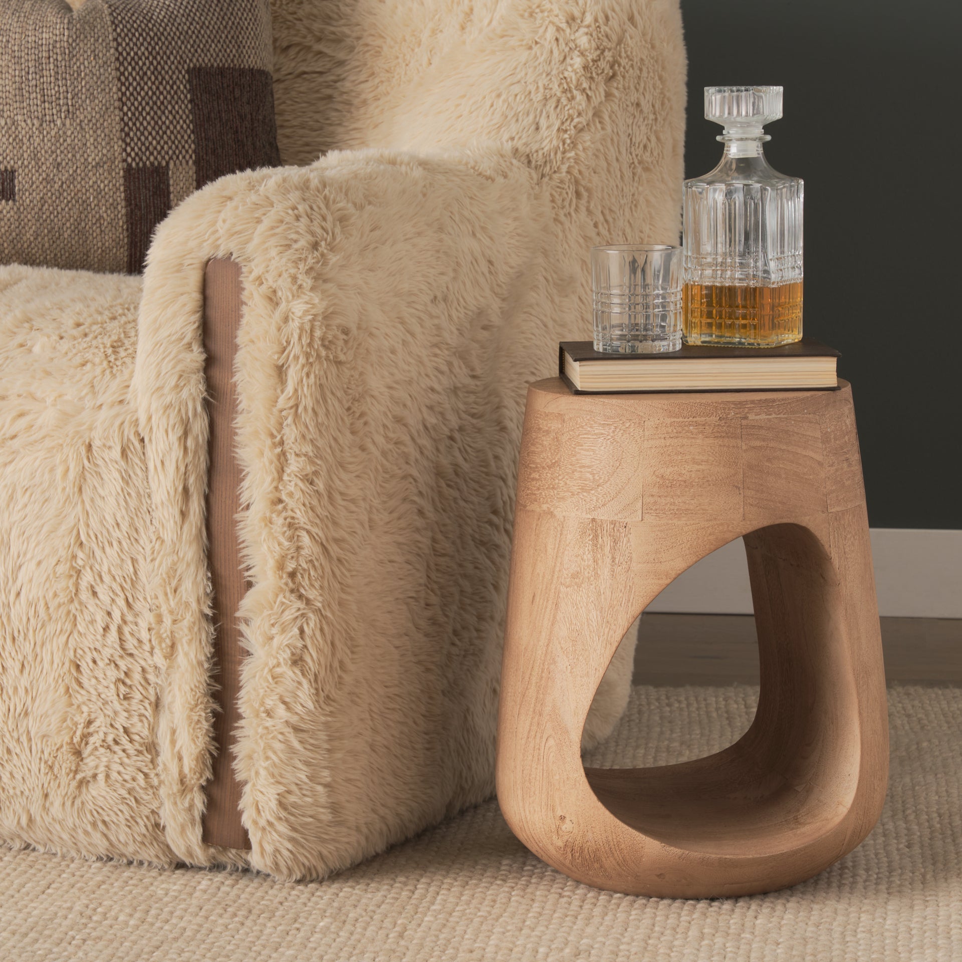 Cove Side Table Mercana Mer 71225 29