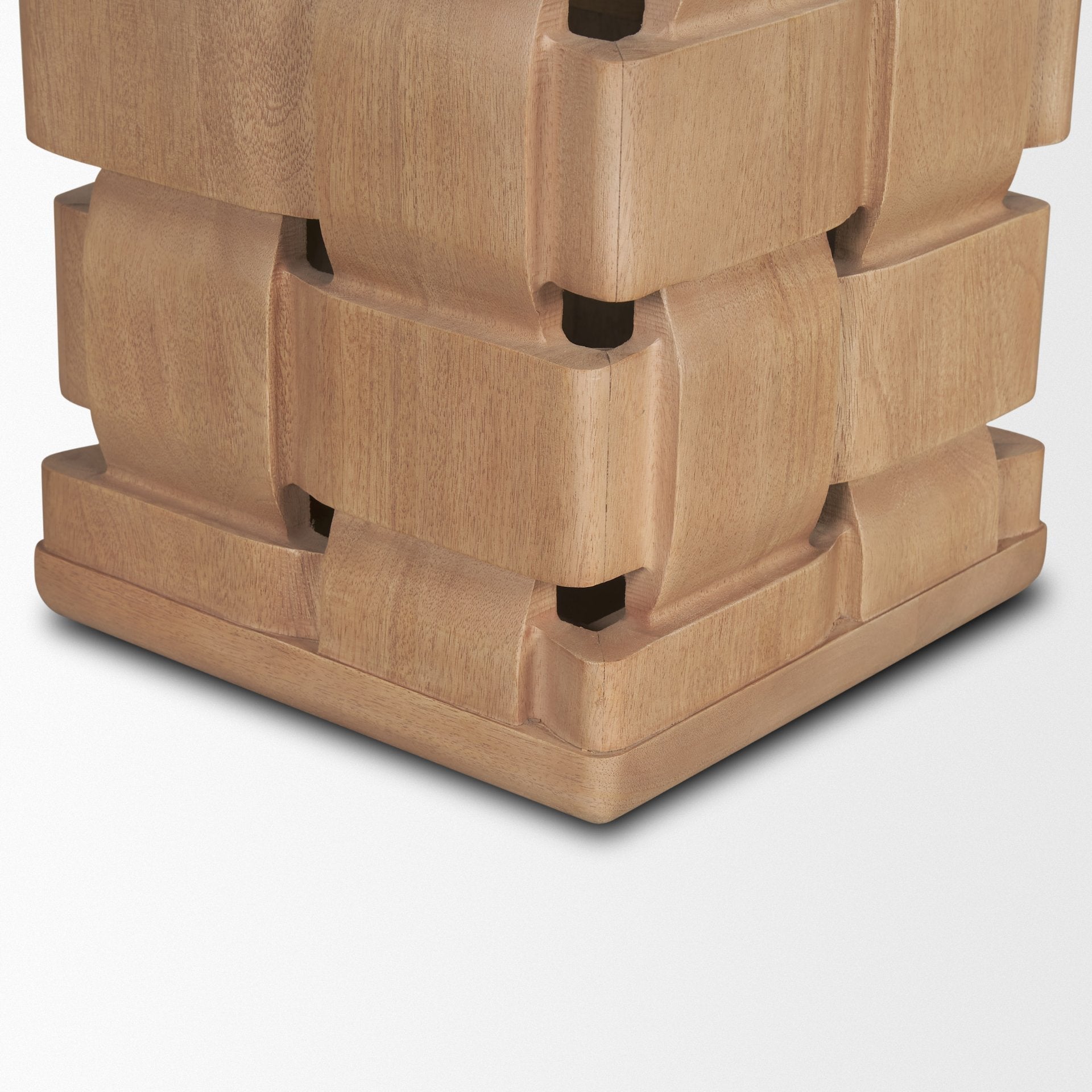 Trellyn Accent Table Mercana Mer 71296 14