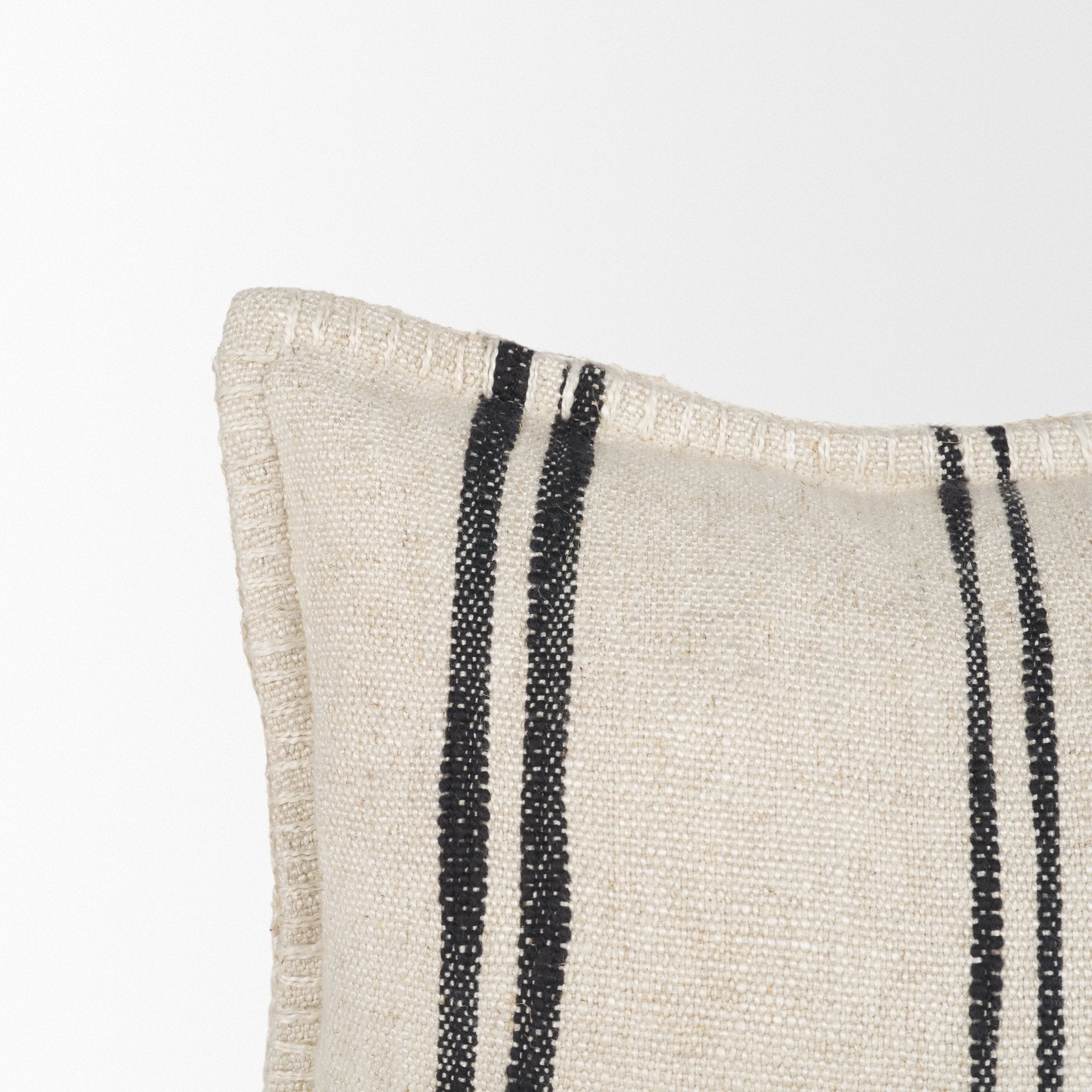 Liv Decorative Pillow Mercana Mer 71439 9