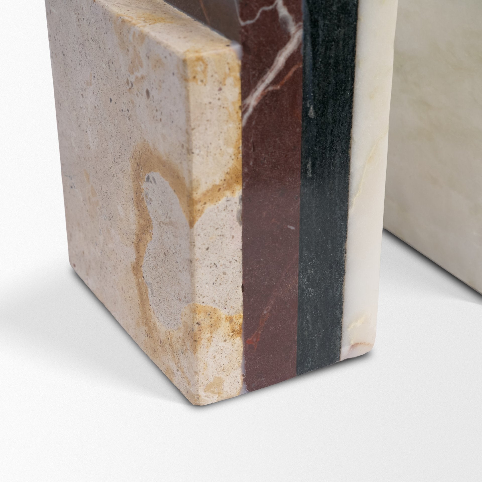 Corte Stack Bookends Mercana Mer 71478 5