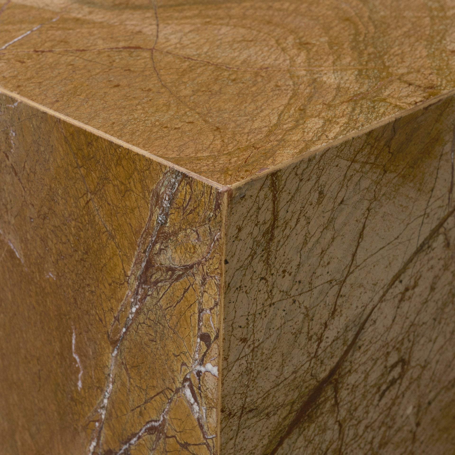 Matteo Side Table Mercana Mer 71191 18