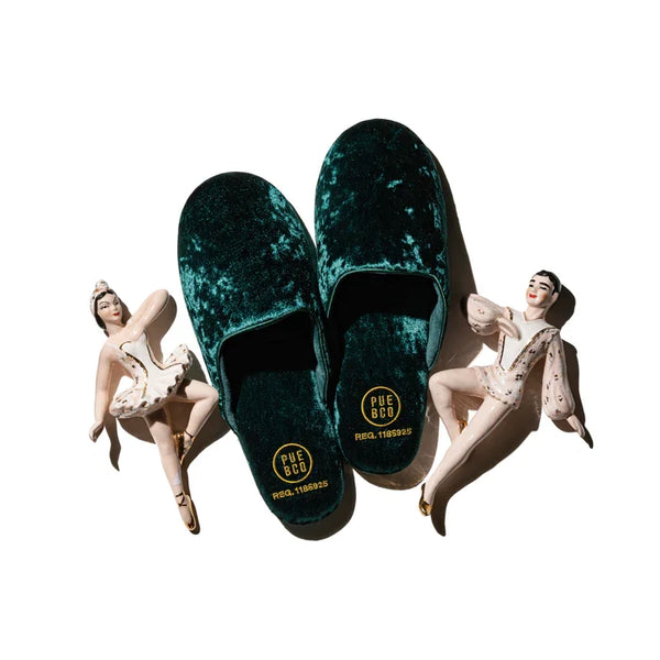 Velvet Slipper 1