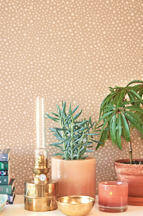 Dots Wallpaper in Teddy Brown