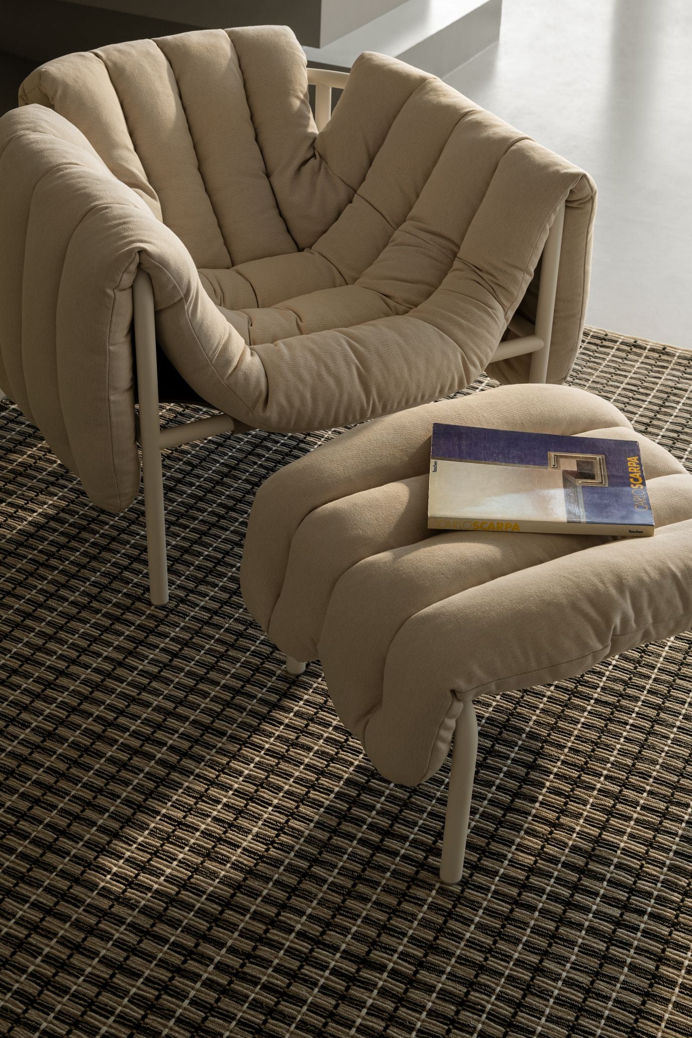 puffy eggshell lounge chair ottoman bu hem 20317 5