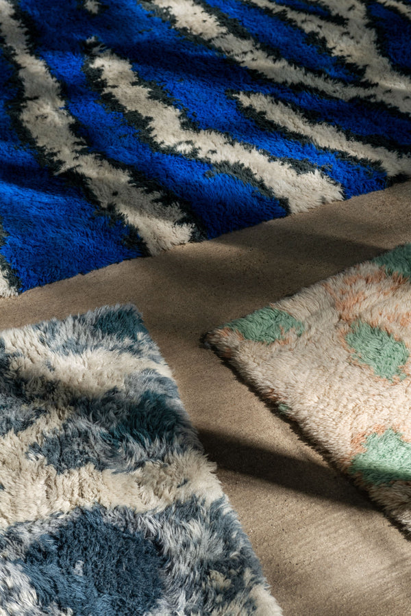 monster ultramarine blue off white rug by hem 30490 5