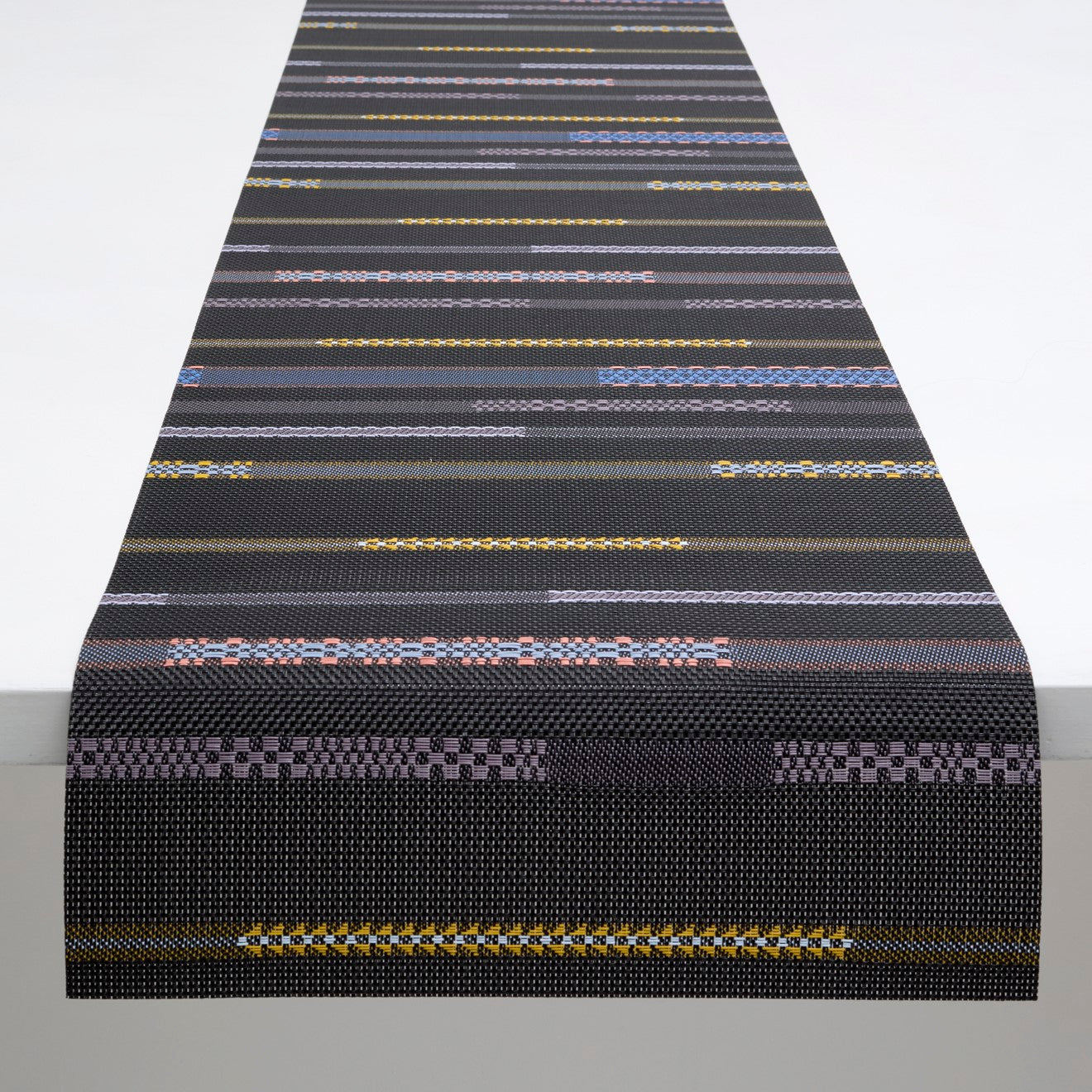 Applique Table Runner Chilewich Chw 101150 001 2