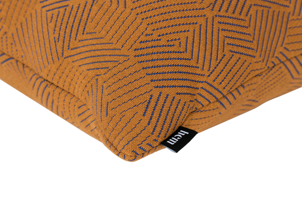 Storm Cushion Medium 13