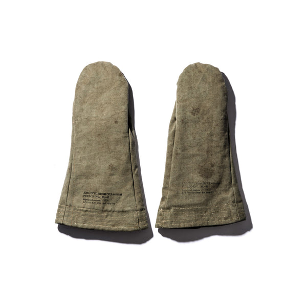 vintage tent fabric mittens design by puebco 1