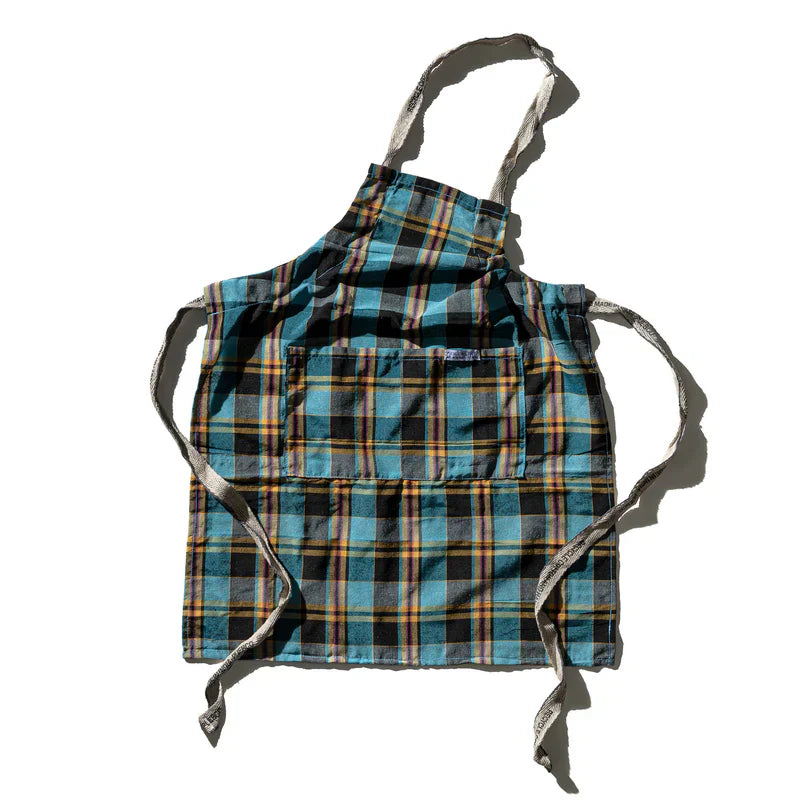 Recycle Cotton Check Apron Blue Puebco 303048 1