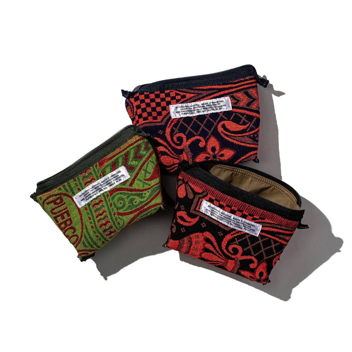 Rubberized Hood Fabric x Jacquard Pouch