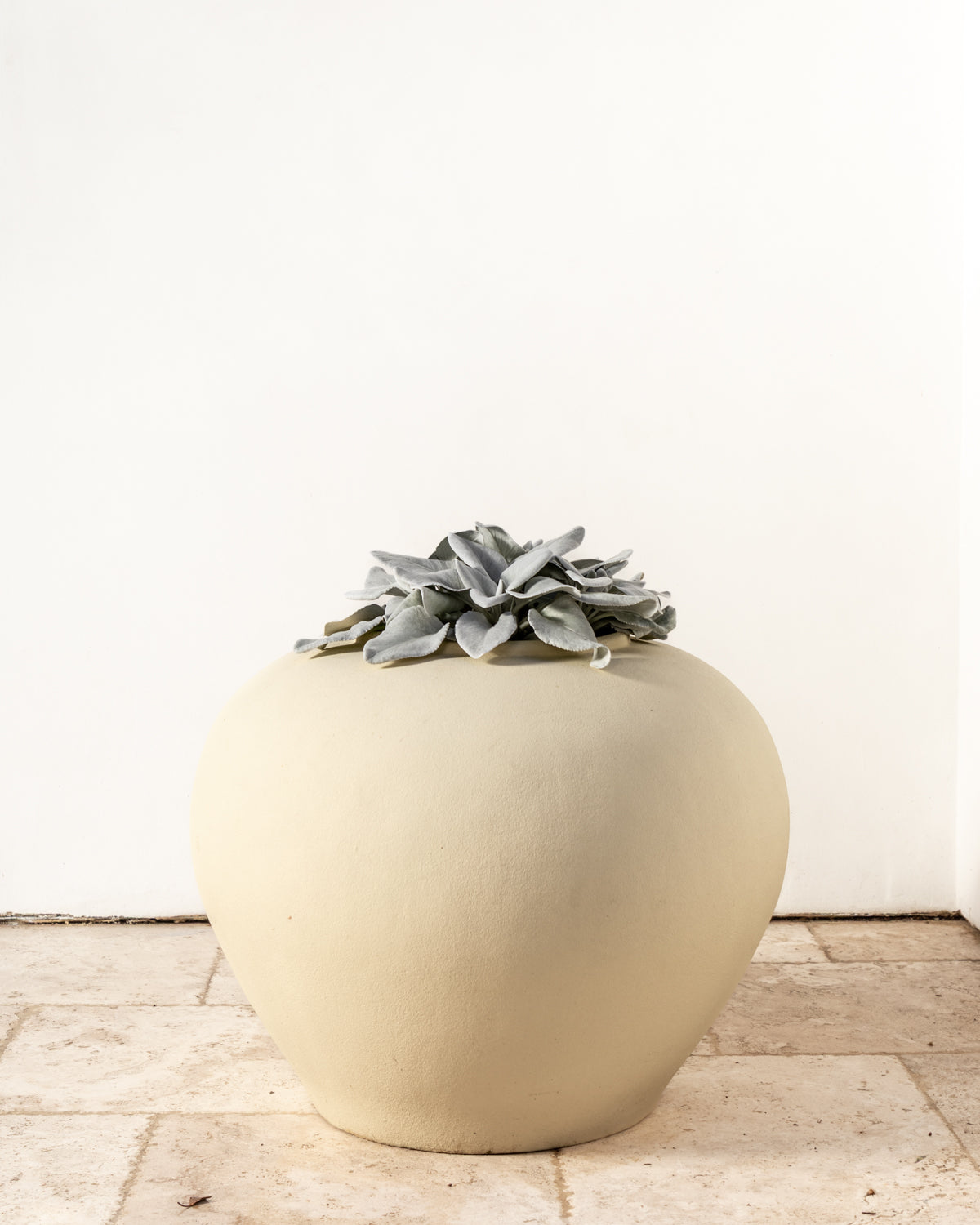 Grand Outdoor Resin Vessel Moon Garden 9