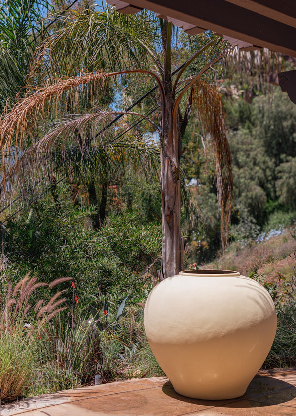 Grand Outdoor Resin Vessel Moon Garden 13