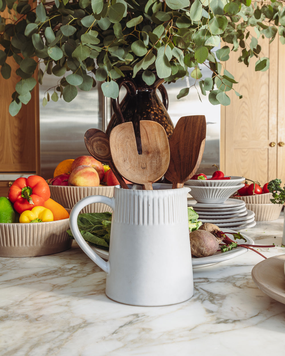 Stripes Matte White Pitcher Uvn 1000110 2