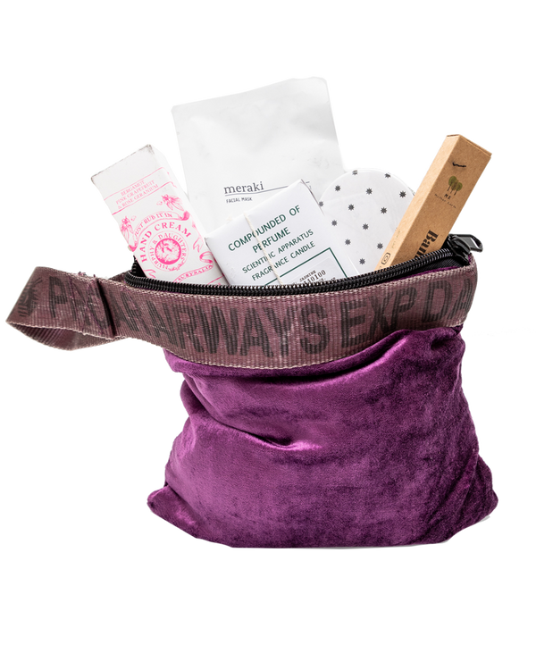Welcome Guest Pouch with Candles Gift Set