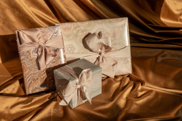 Rosette Wrapping Paper