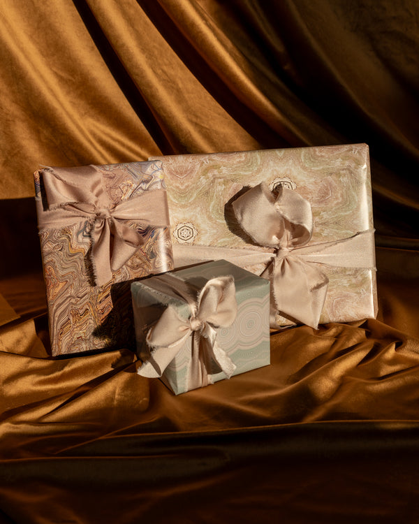 Rosette Wrapping Paper