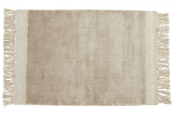 filuca shiny beige carpet with fringe 1