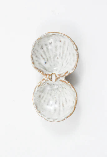 yarnnakarn oceanology cherrystone clam salt pepper dish 2