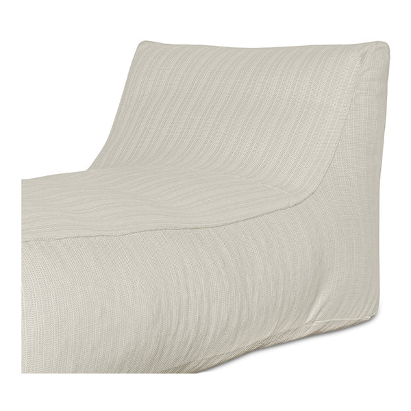 Lirio Outdoor Chaise Moes Home Collection Mhc Az 1003 05 7