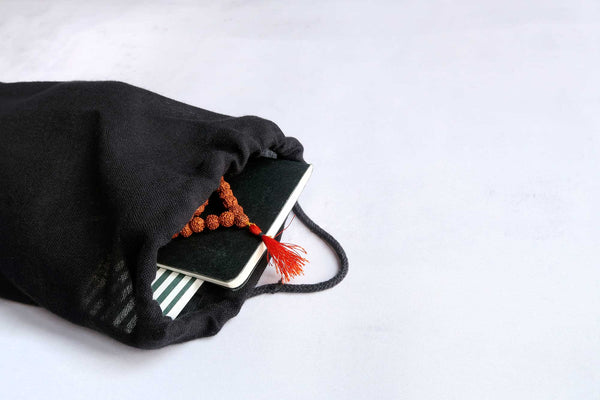all purpose bags in multiple colors sizes design by the organic company 16