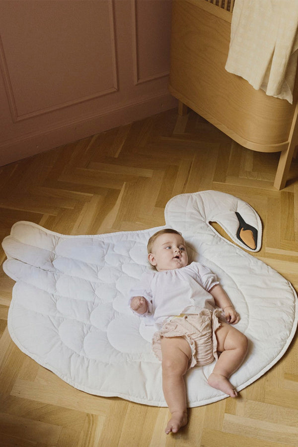 Swan Playmat Lorena Canals Bbm Swan 6