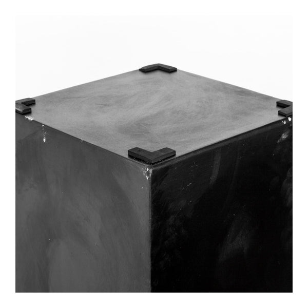 Lithic Outdoor Bar Table 8