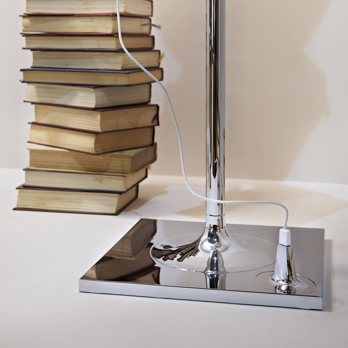 Bibliotheque Nationale Aluminum Floor Lighting in Various Colors & Sizes