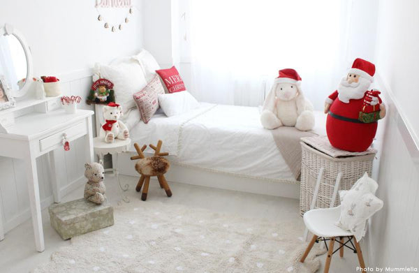 Biscuit Rug in Beige design by Lorena Canals